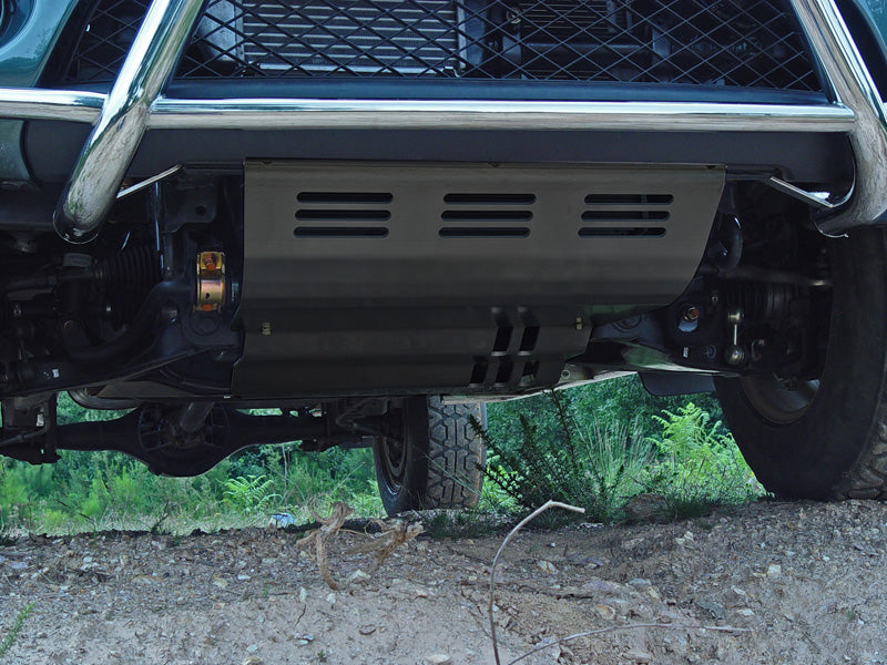 Underbody skid plate sump black p.c.steel L200 DID Triton