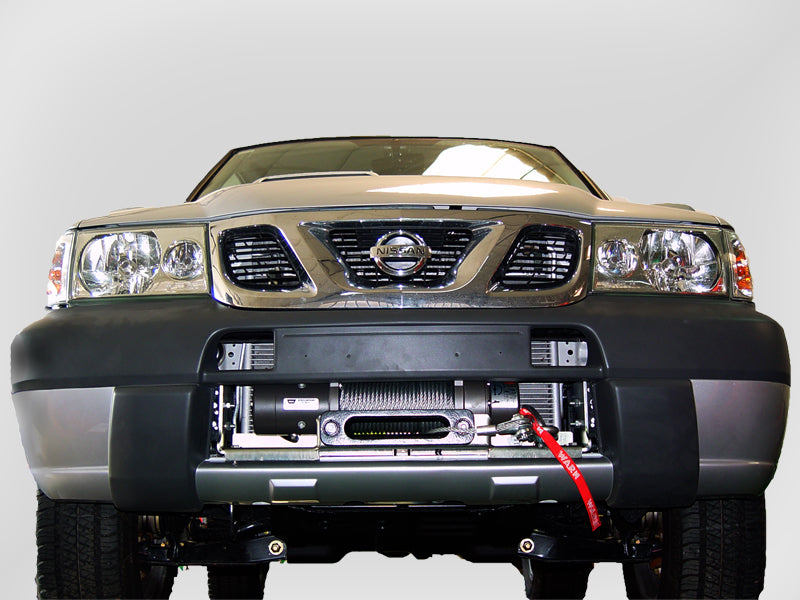 Hidden winch mount OEM bumper Terrano II 4M